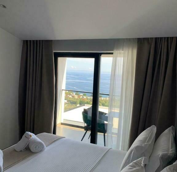 Black Diamond Hotel Dhermi