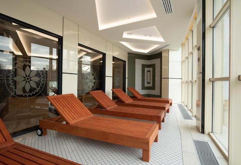 فندق Arden Palace Medical Resort & Spa