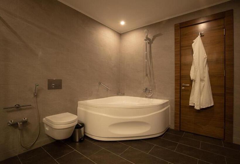 فندق Arden Palace Medical Resort & Spa