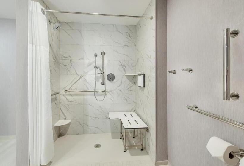 هتل Hyatt Place Newark Main Street