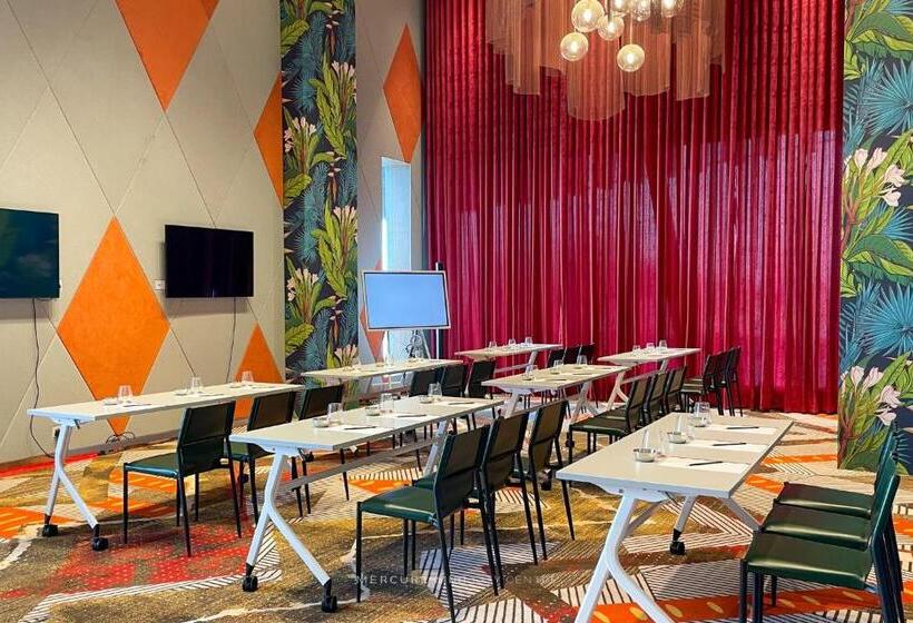 هتل Mercure Miri City Centre