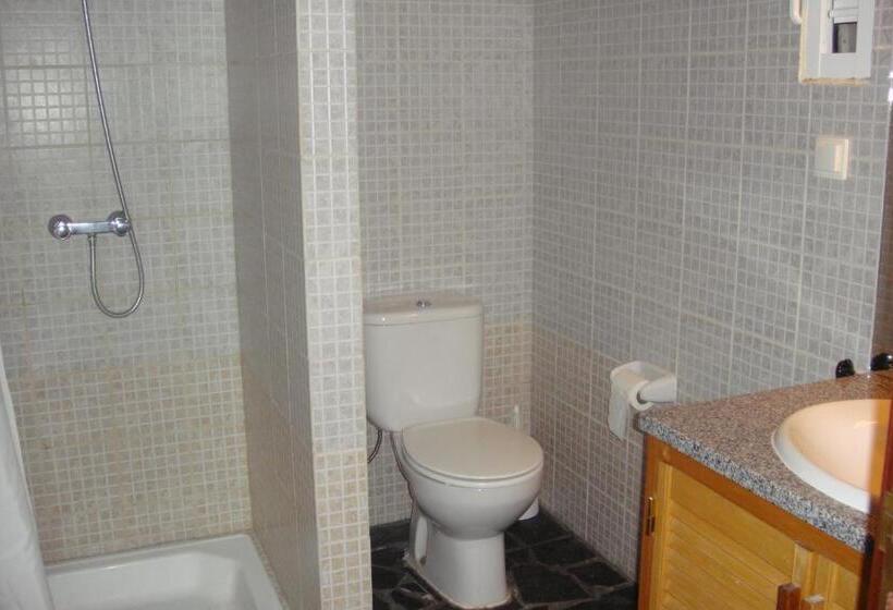 هتل Quarto Pequeno 515 Do Monte Dos Arneiros
