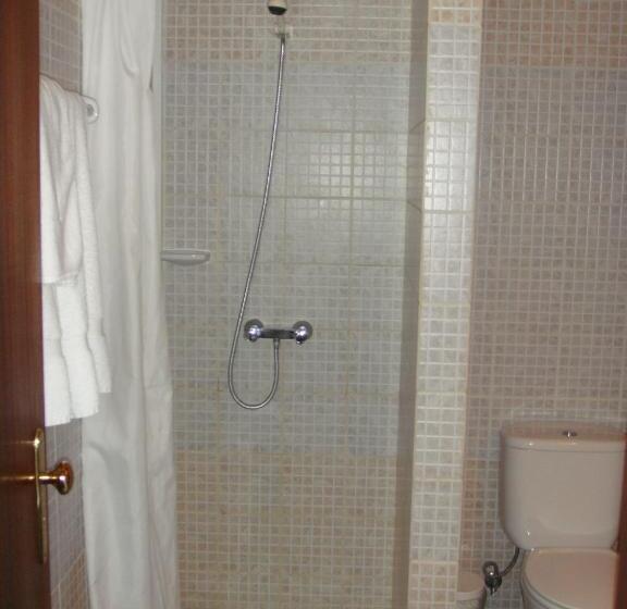 هتل Quarto Pequeno 515 Do Monte Dos Arneiros