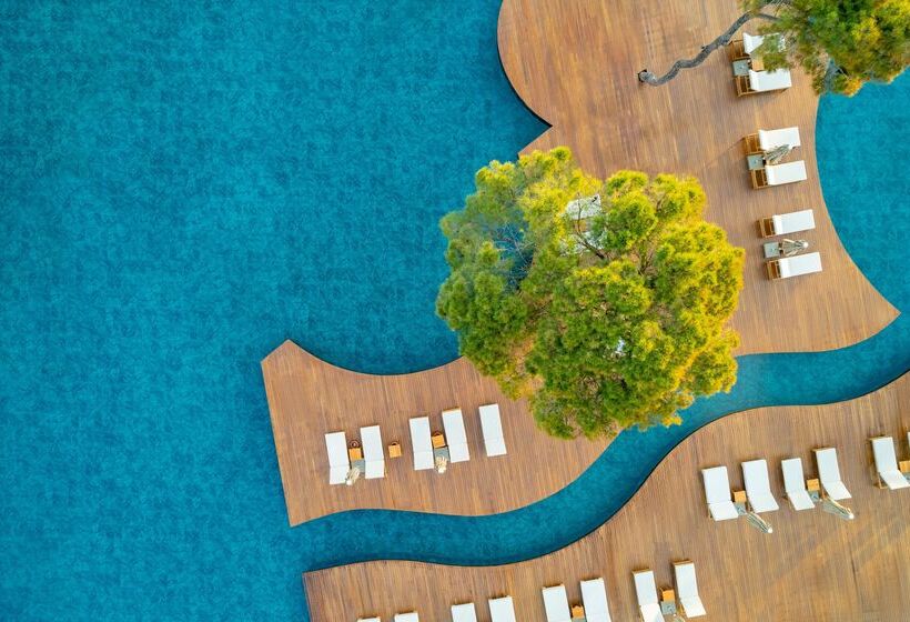 ホテル Rixos Park Belek, The Land of Legends Access