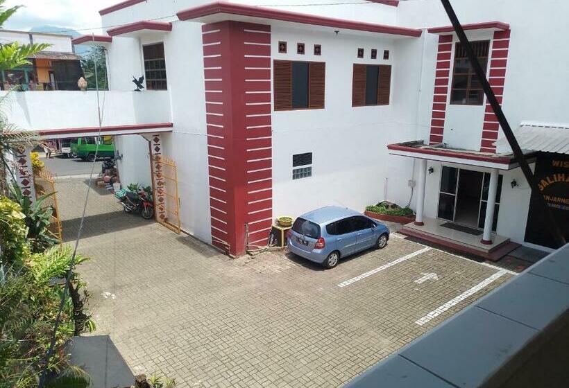 فندق Wisma Galiharum Banjarnegara