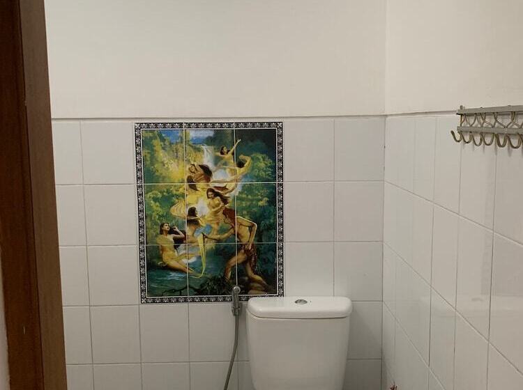 膳宿费 Narafa S Guest House