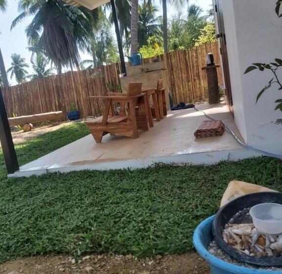 펜션 Nice Home Stay @samroiyot