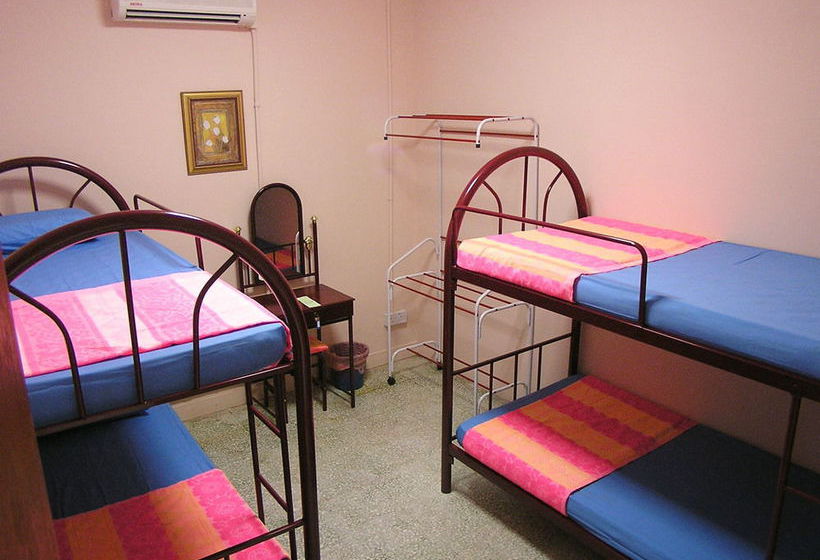 הוסטל Borneo Global Backpackers