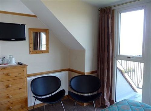 ベッドアンドブレックファースト Gun Rock