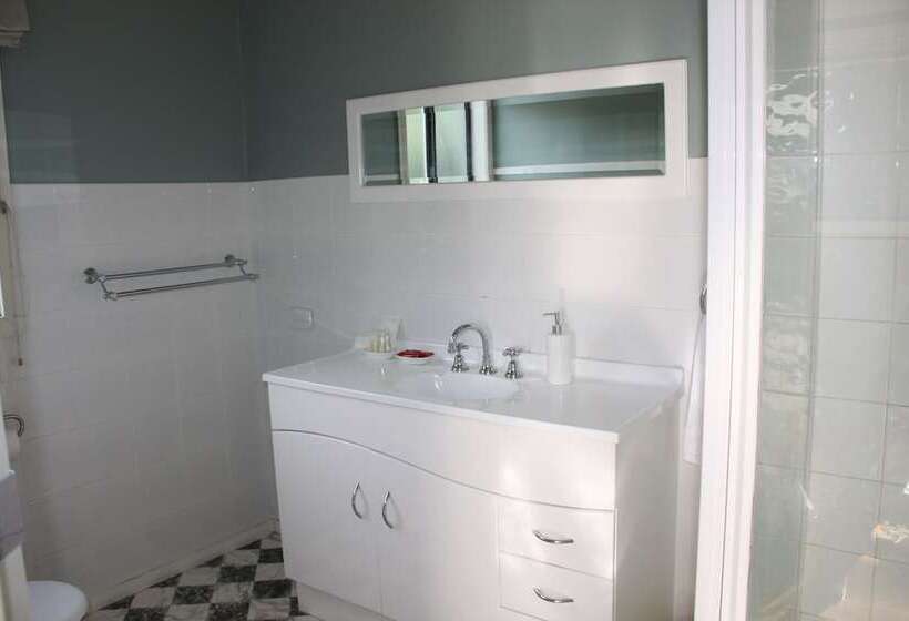 مبيت وإفطار Westbury Gingerbread Cottages