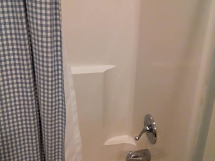 Hall Place Bed And Breakfast