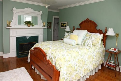 Harmony Hill Bed & Breakfast