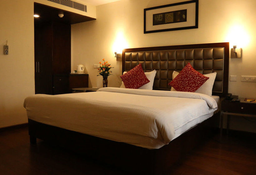 호텔 Anand Regency