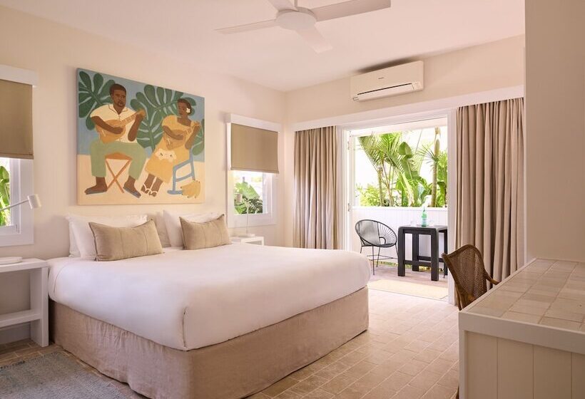 هتل Atlantic Byron Bay