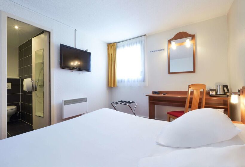 ホテル Kyriad Saint Quentin En Yvelines  Montigny