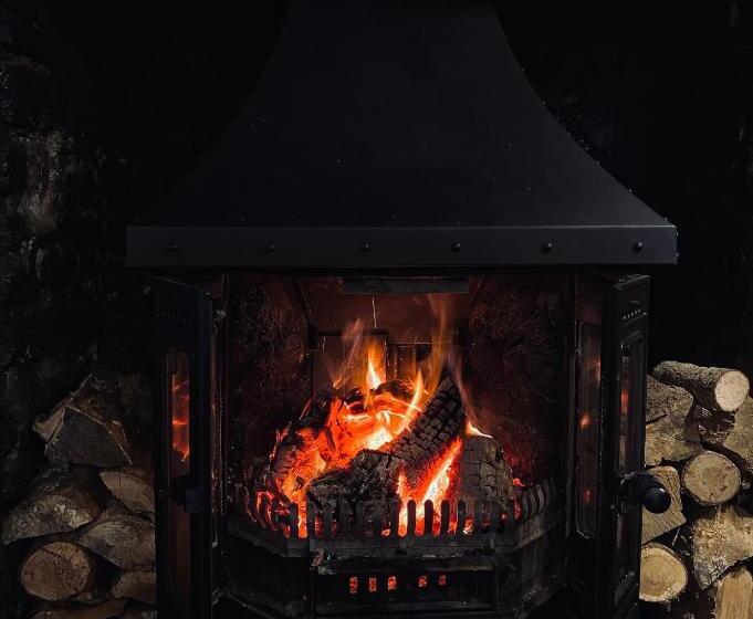 בית מלון כפרי The Mary Tavy Inn