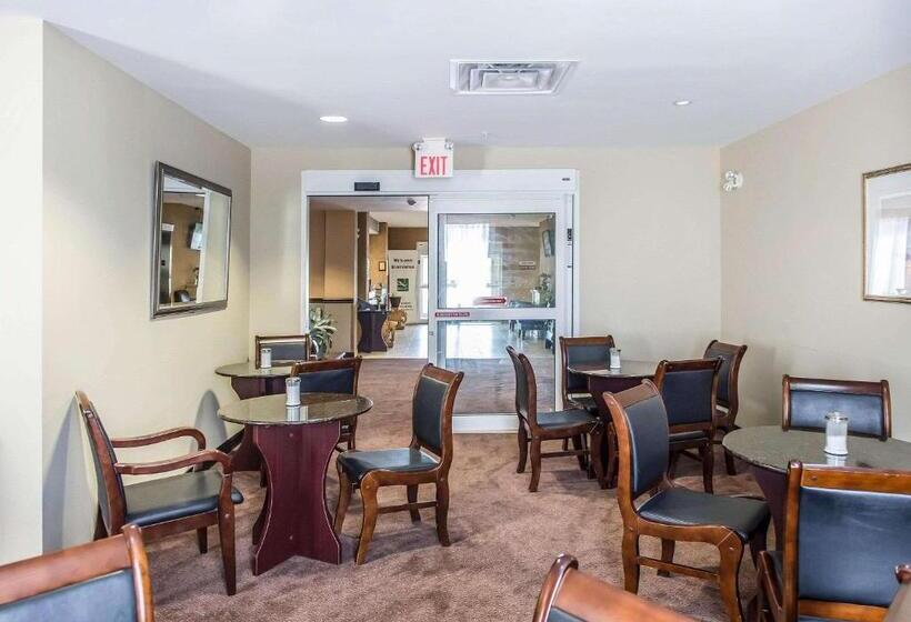 هتل Quality Inn