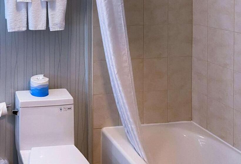 هتل Quality Inn