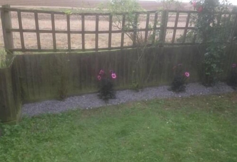 בית מלון כפרי The White Horse