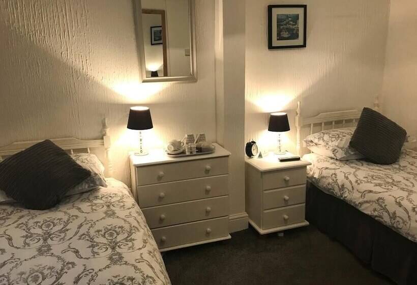 بنسيون Bridgeside Guest House