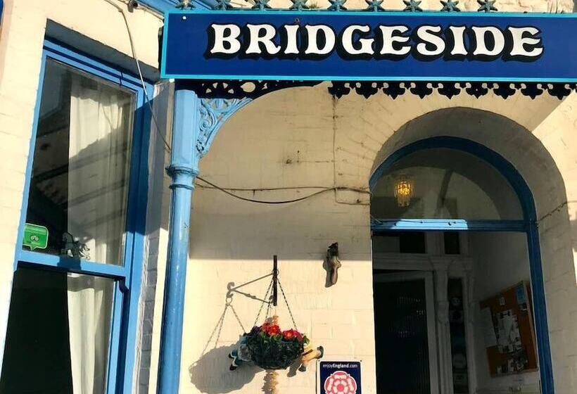بنسيون Bridgeside Guest House