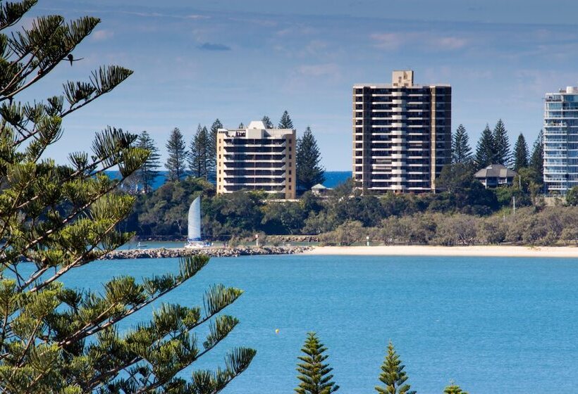 Windward Apartments