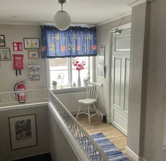 مبيت وإفطار Carina & Peters Place