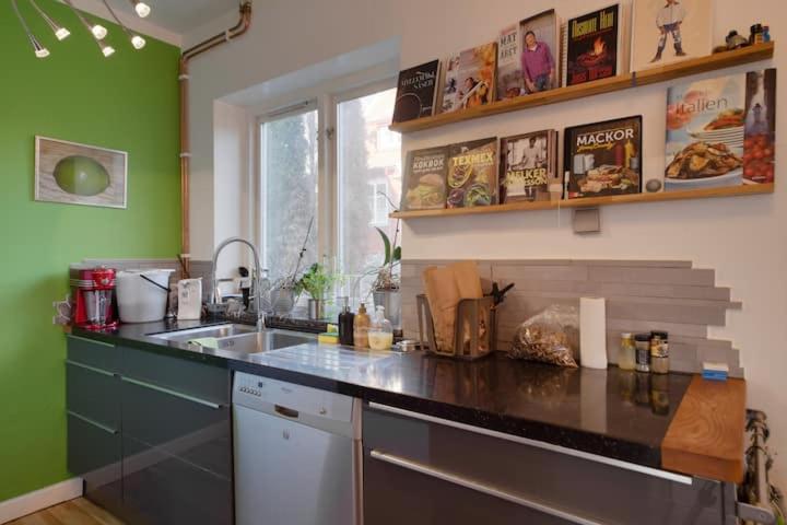 تختخواب و صبحانه Pink House Room#2 Stockholm
