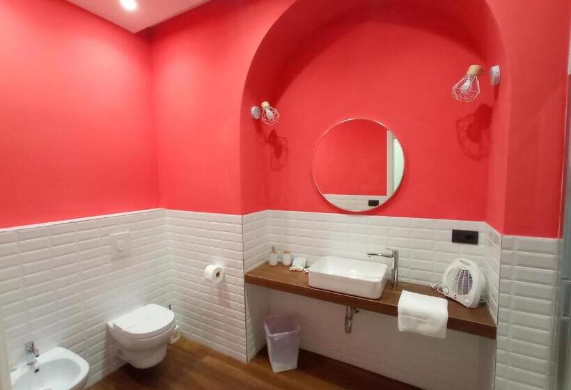 تختخواب و صبحانه Suites Elifani