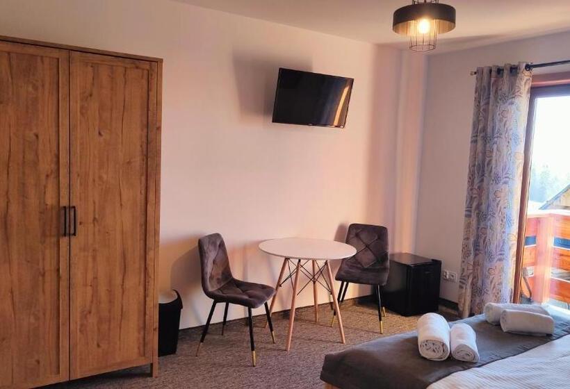 ベッドアンドブレックファースト Willa Adamówka