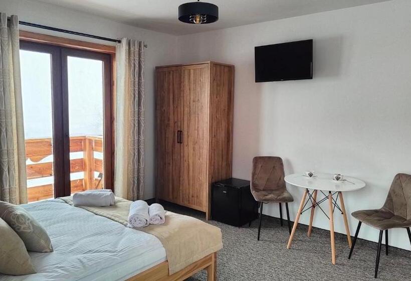 ベッドアンドブレックファースト Willa Adamówka