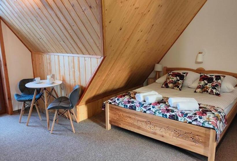 ベッドアンドブレックファースト Willa Adamówka