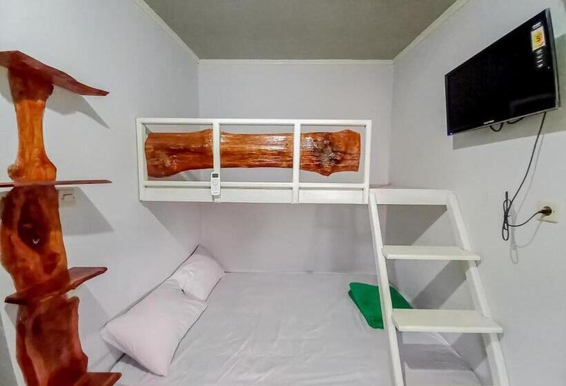 فندق Labinda Homestay Caruban Mitra Reddoorz