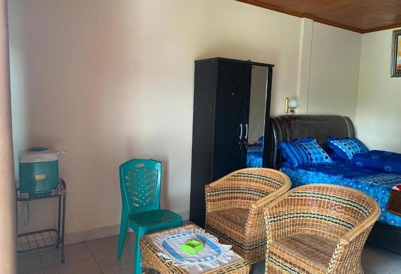 پانسیون Anna’s