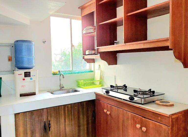 פנסיון Gensan Transient House At Camella Homes 2 Storey