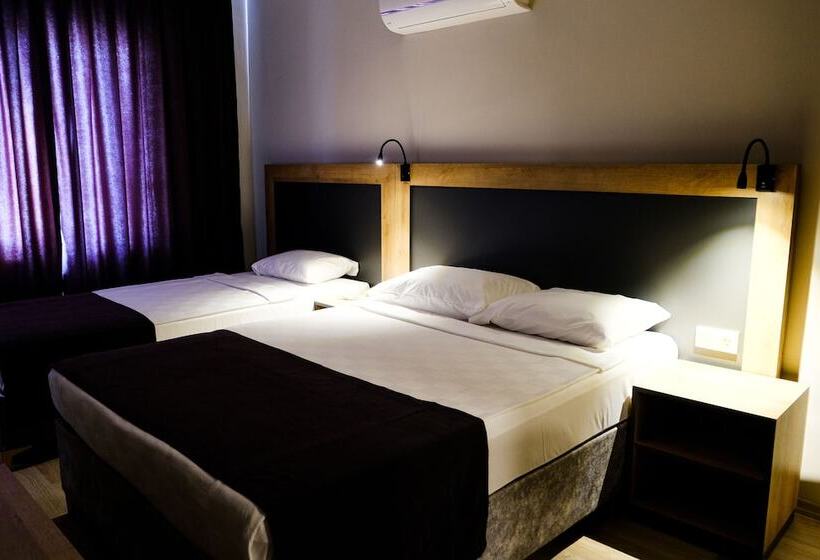 호텔 Club Wasa Holiday Village