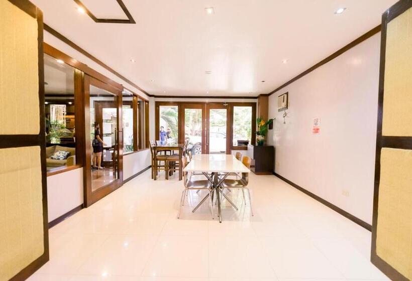 ホテル Madonna Hometel And Suites