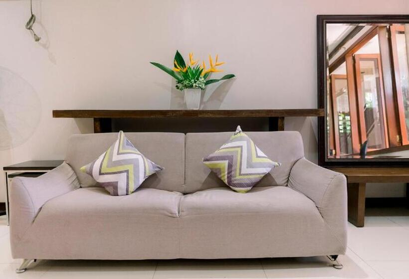 ホテル Madonna Hometel And Suites