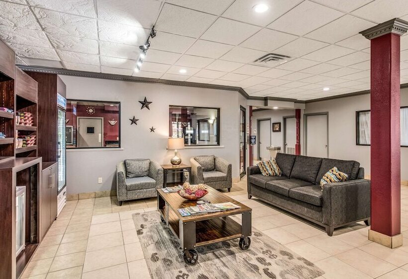 Отель Mainstay Suites Ozona I 10