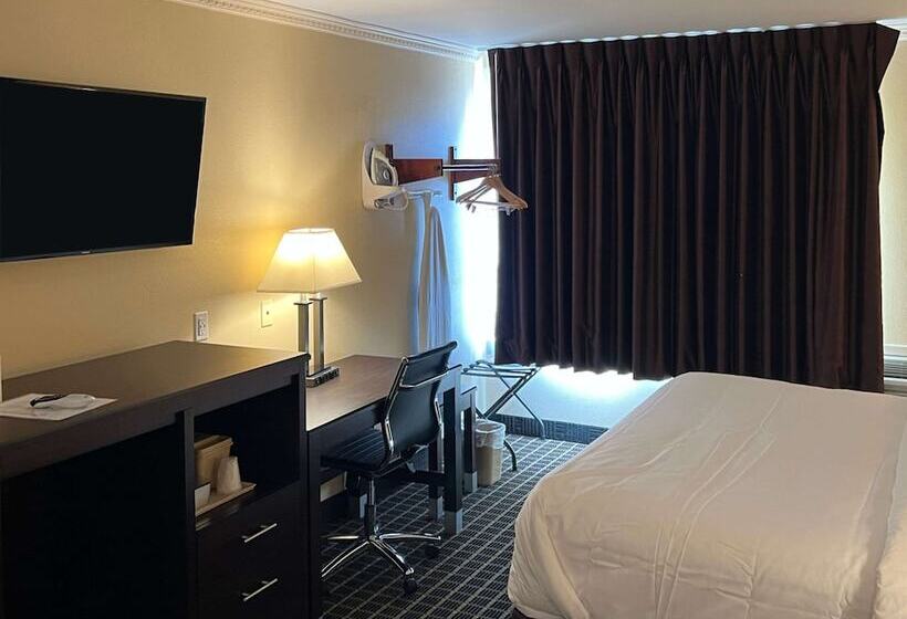 Отель Mainstay Suites Ozona I 10