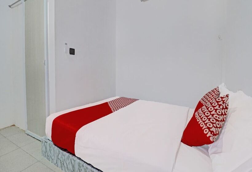 هتل Oyo 92054 Gala Residence