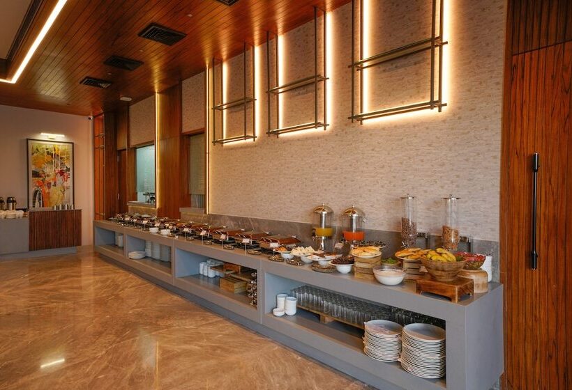 호텔 Regenta Place Chandigarh Mohali