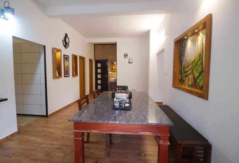 פנסיון Creek Way Munnar