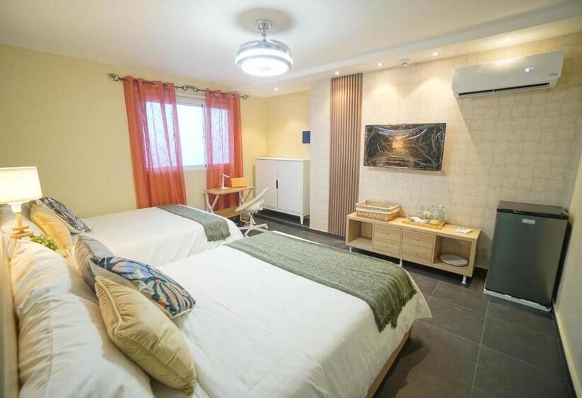 پانسیون Hostal Los Mangos Bajitos