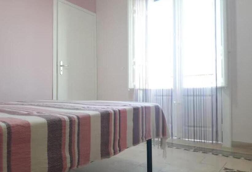 پانسیون The Twins Rooms In Trapani 2