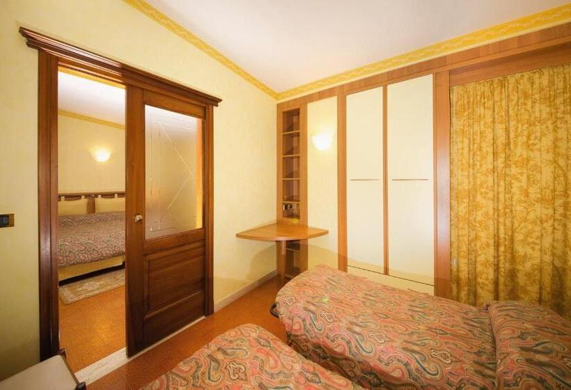 ホテル Albergo Ponte Di Nava