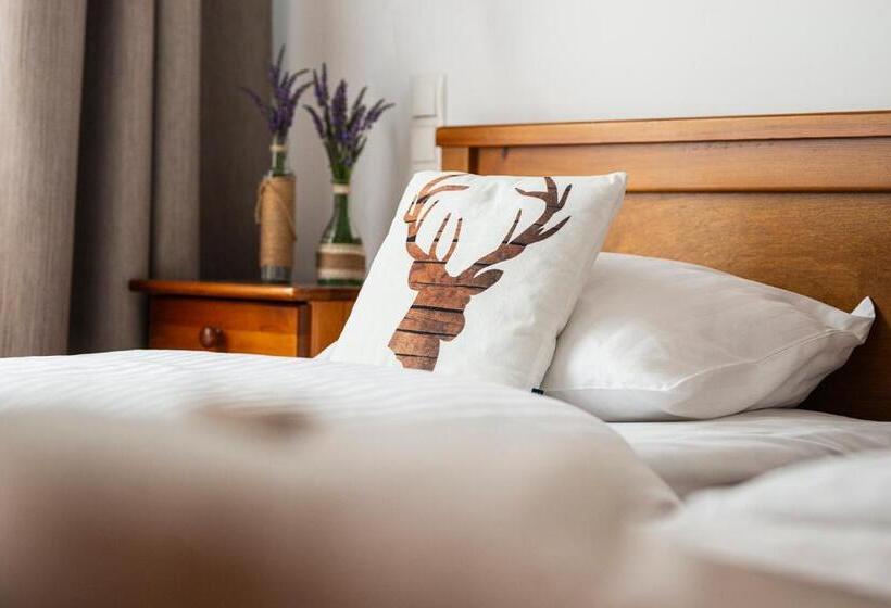 ホテル Bacówka Biały Jeleń