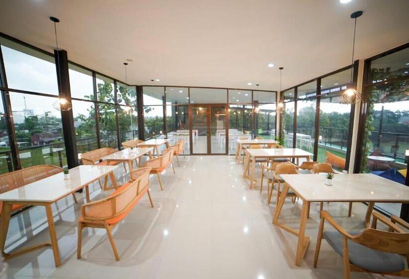 فندق Urbanview Sumampir Anugrah Purwokerto By Reddoorz