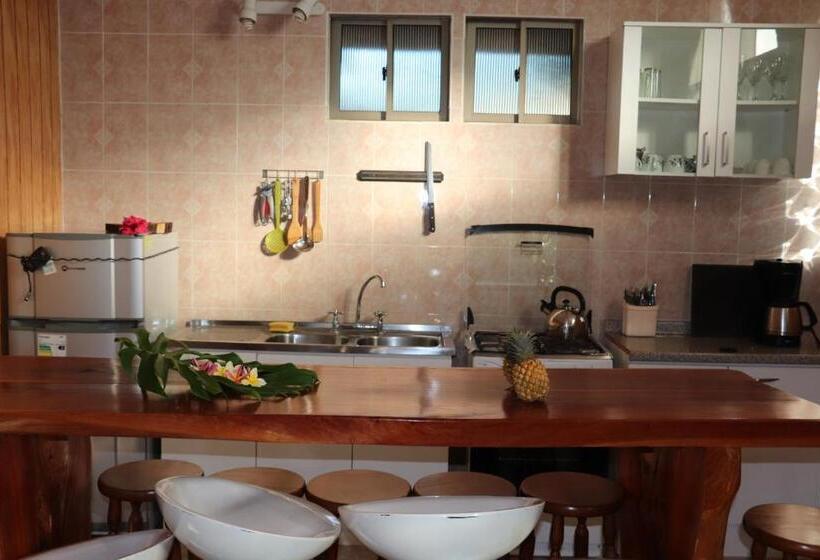 פנסיון Hostal Avareipua