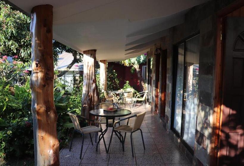 פנסיון Hostal Avareipua